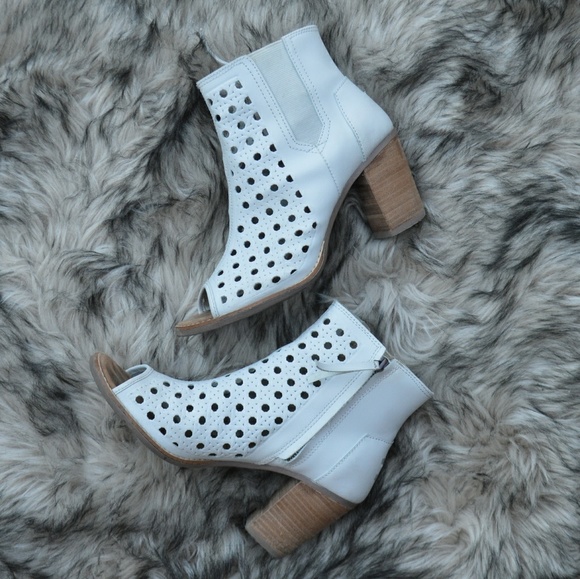 Toms Shoes - Tom's Majorca Peep Toe Ankle Booties